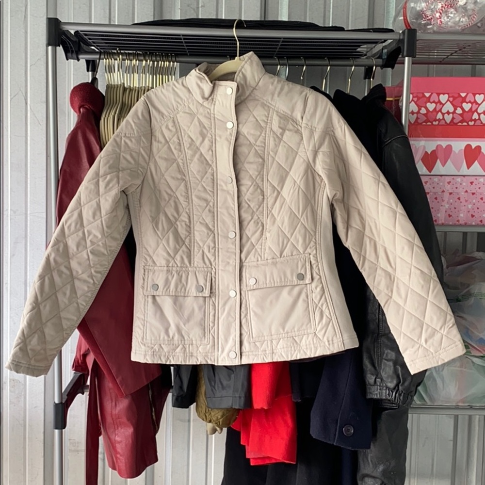 Tan andeawy Medium waisted jacket.